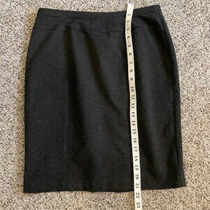 Ellen Tracy women's skirt, gray, size M medium